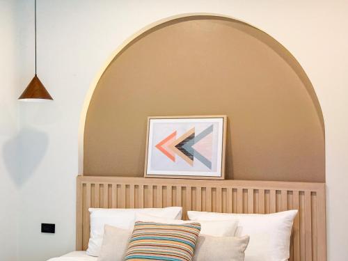 abundant eco hostel