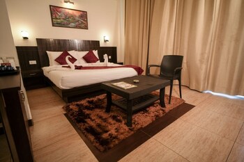 Exotic Resorts,,2 star