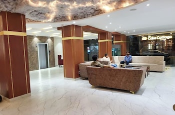 premium hotel s a n t o o r varanasi