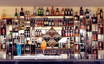 the avid hotel voi