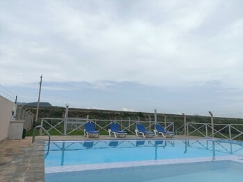 The Avid Hotel Voi,,3 star