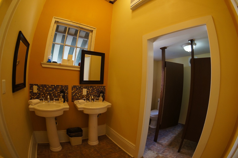 auberge nouvelle orleans hostel