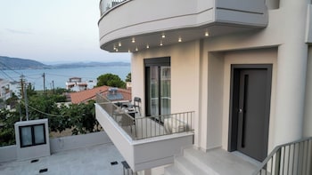 Maison Poeme Luxury Apartments,,4 star
