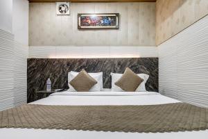 mauryan express hotel dabri janakpuri