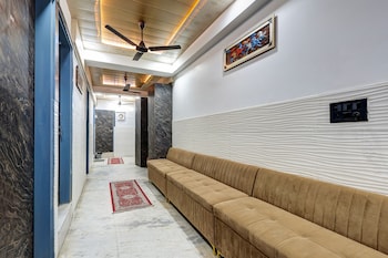 mauryan express hotel dabri janakpuri