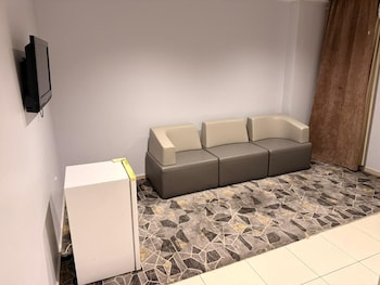alhayat line hotel