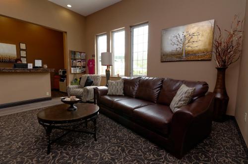 cobblestone inn and suites denison majestic hills