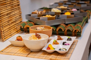 setouchi cyclestays hiroshima ujina