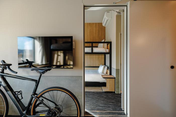 setouchi cyclestays hiroshima ujina