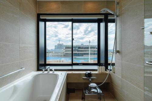setouchi cyclestays hiroshima ujina