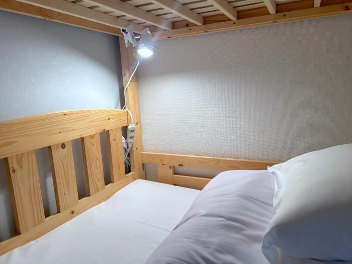 hook house stay