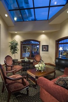 Carlisle Inn Sugarcreek,New Philadelphia>>Dover,3 star