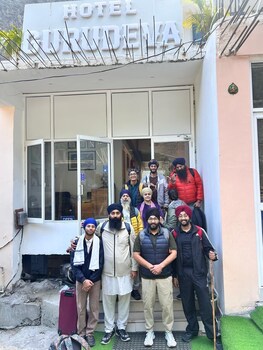 hotel gurudeva