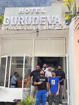 hotel gurudeva