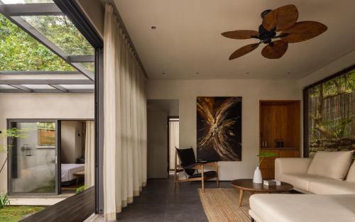 conglinli wooded homestay
