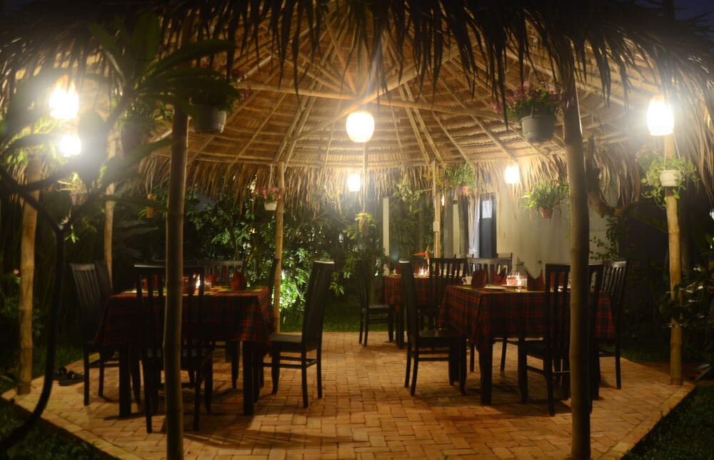 hoi an red frangipani villa
