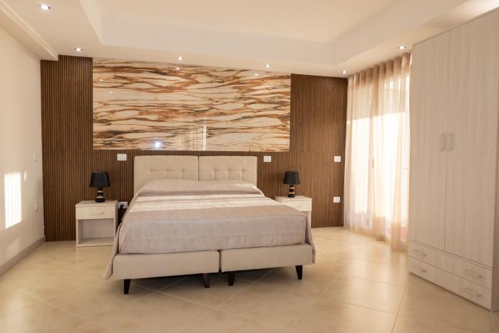 global hotel