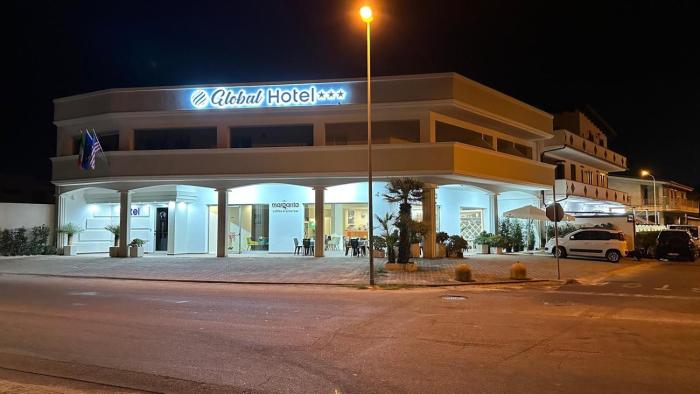 global hotel