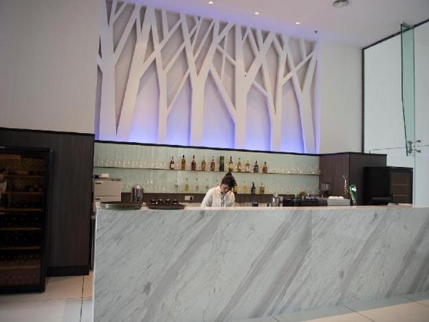 grand alora hotel
