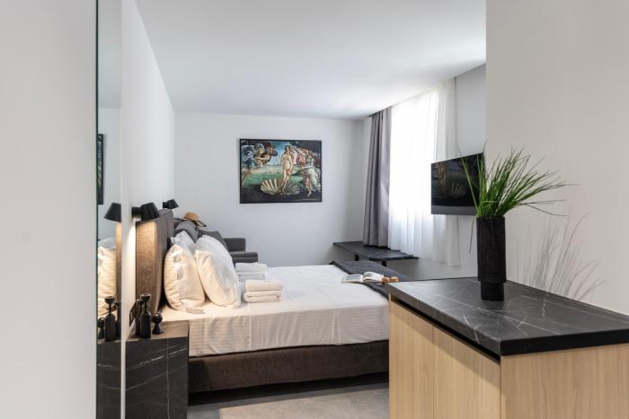 domios suites athens
