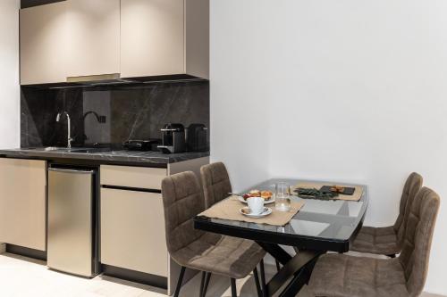 domios suites athens