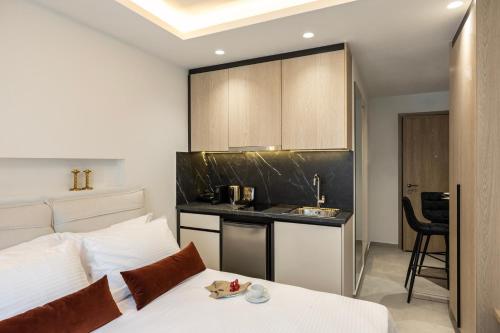 domios suites athens