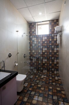 heaven in hills by elivaas with pvt pool