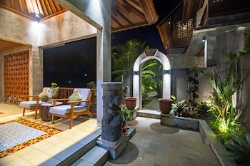 The Dura Ubud,,4 star