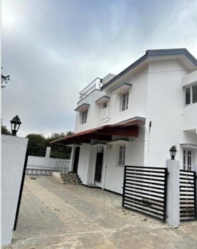 Crown Crest Home Stay,,2 star