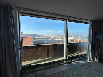 wenceslas hotel and apartments