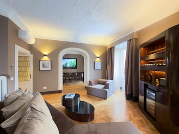 mellini apartment