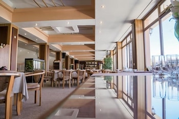 avenue park hotel