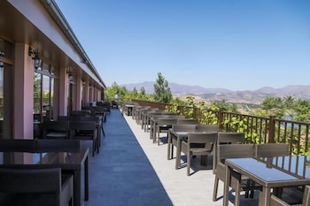 avenue park hotel