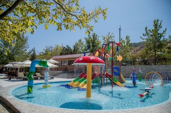 avenue park hotel