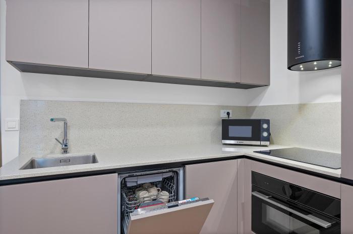 enjoy suites and apartments