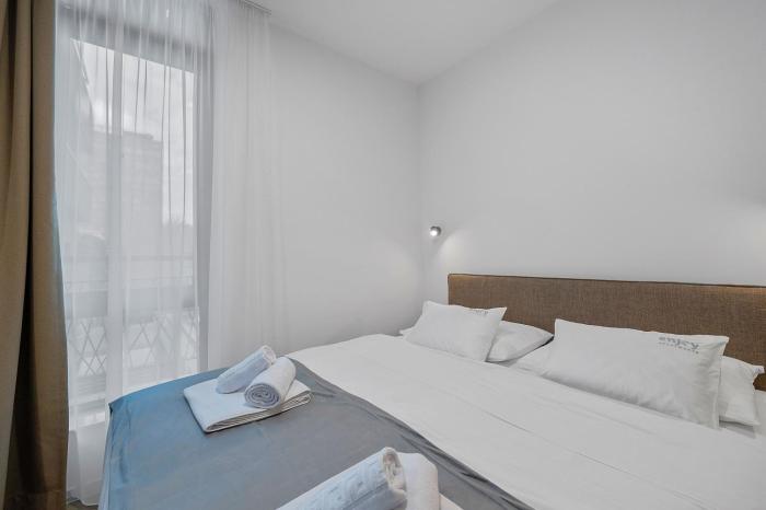 enjoy suites and apartments