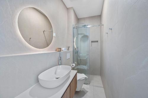 enjoy suites and apartments