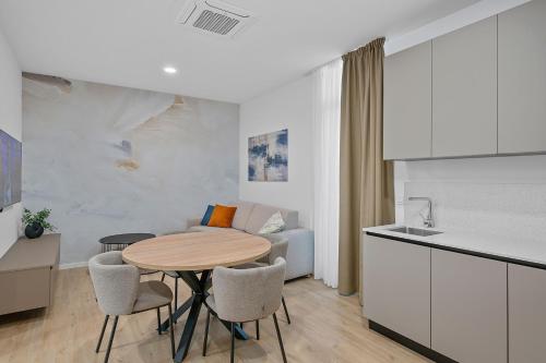 enjoy suites and apartments