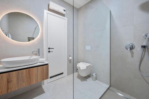 enjoy suites and apartments