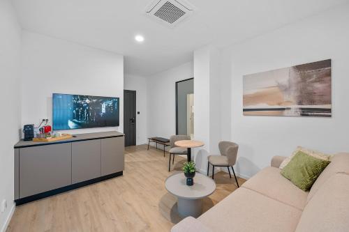 enjoy suites and apartments