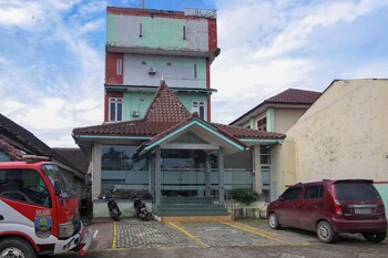 De Jewellery Guesthouse Lampung By Arba,,2 star