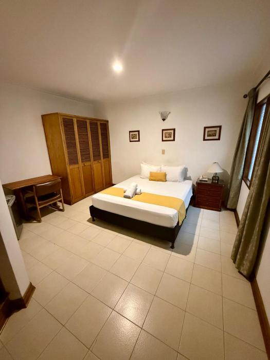 hotel balcones de malibu