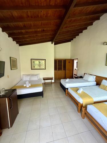 hotel balcones de malibu
