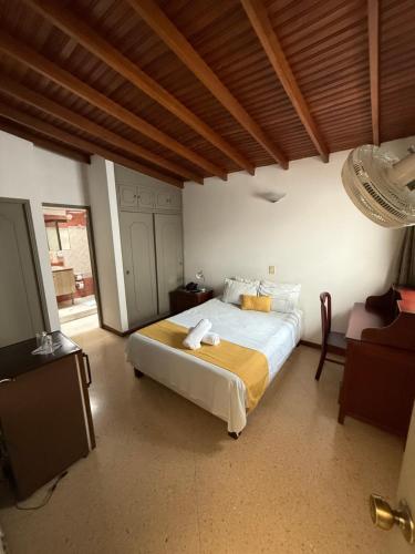 hotel balcones de malibu
