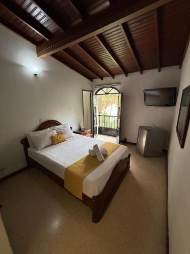 hotel balcones de malibu