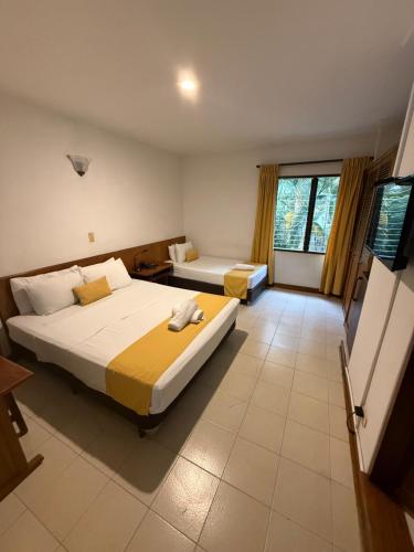 hotel balcones de malibu