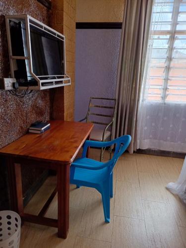 oasis guest house voi