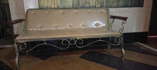 oasis guest house voi
