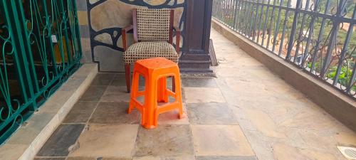 oasis guest house voi
