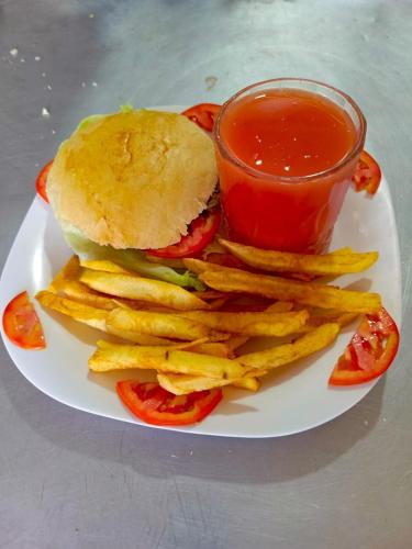oasis guest house voi
